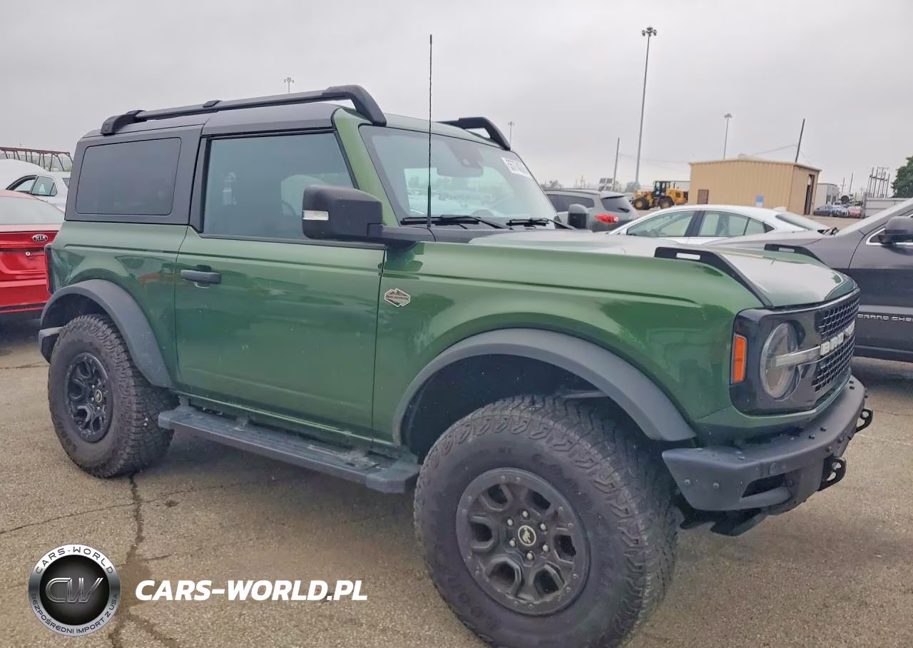 2023 Ford Bronco Base VIN:1FMDE5CP5PLB74479 - 4