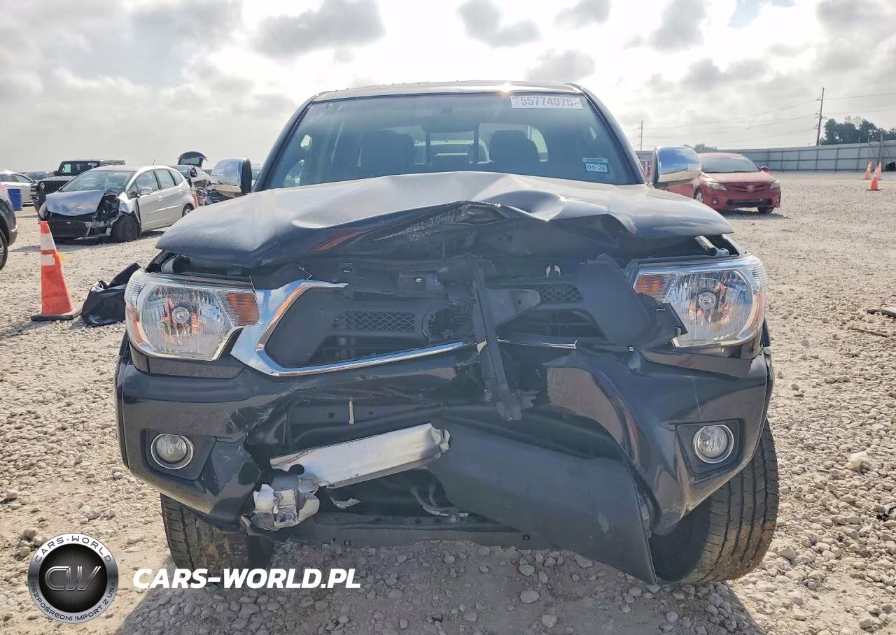 2015 Toyota Tacoma V6 VIN:5TFLU4ENXFX138741 - 5