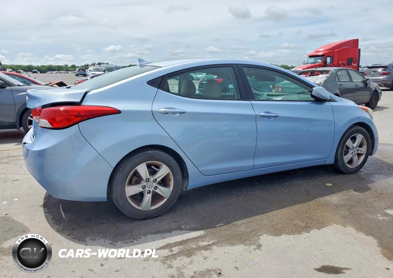 2012 Hyundai Elantra Gls VIN:KMHDH4AE5CU275383 - 3