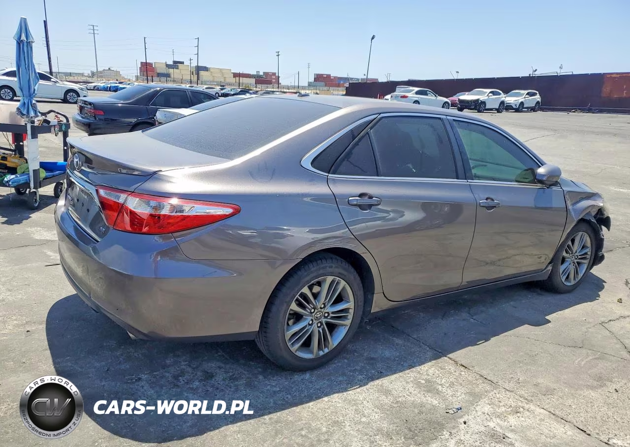2017 Toyota Camry Se VIN:4T1BF1FK1HU293400 - 3