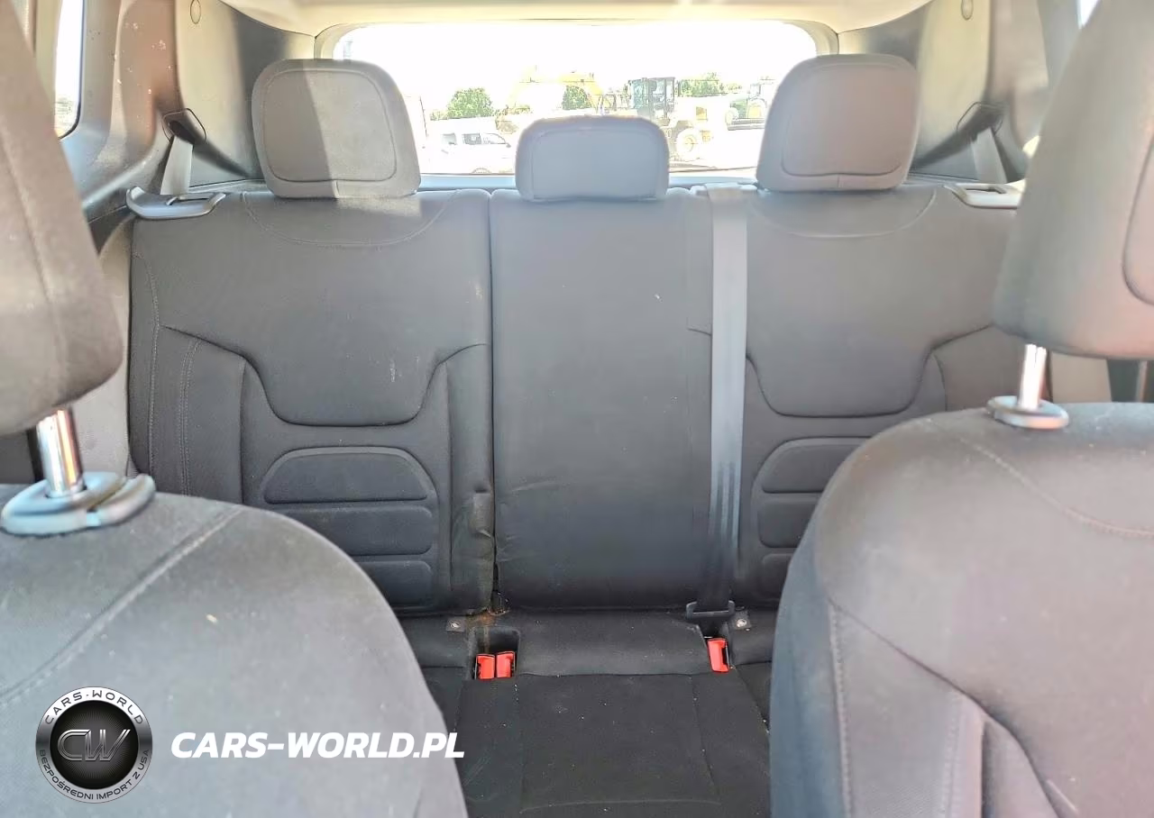 2020 Jeep Renegade Latitude VIN:ZACNJABB4LPL56695 - 10