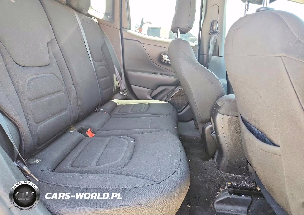 2020 Jeep Renegade Latitude VIN:ZACNJABB4LPL56695 - 11