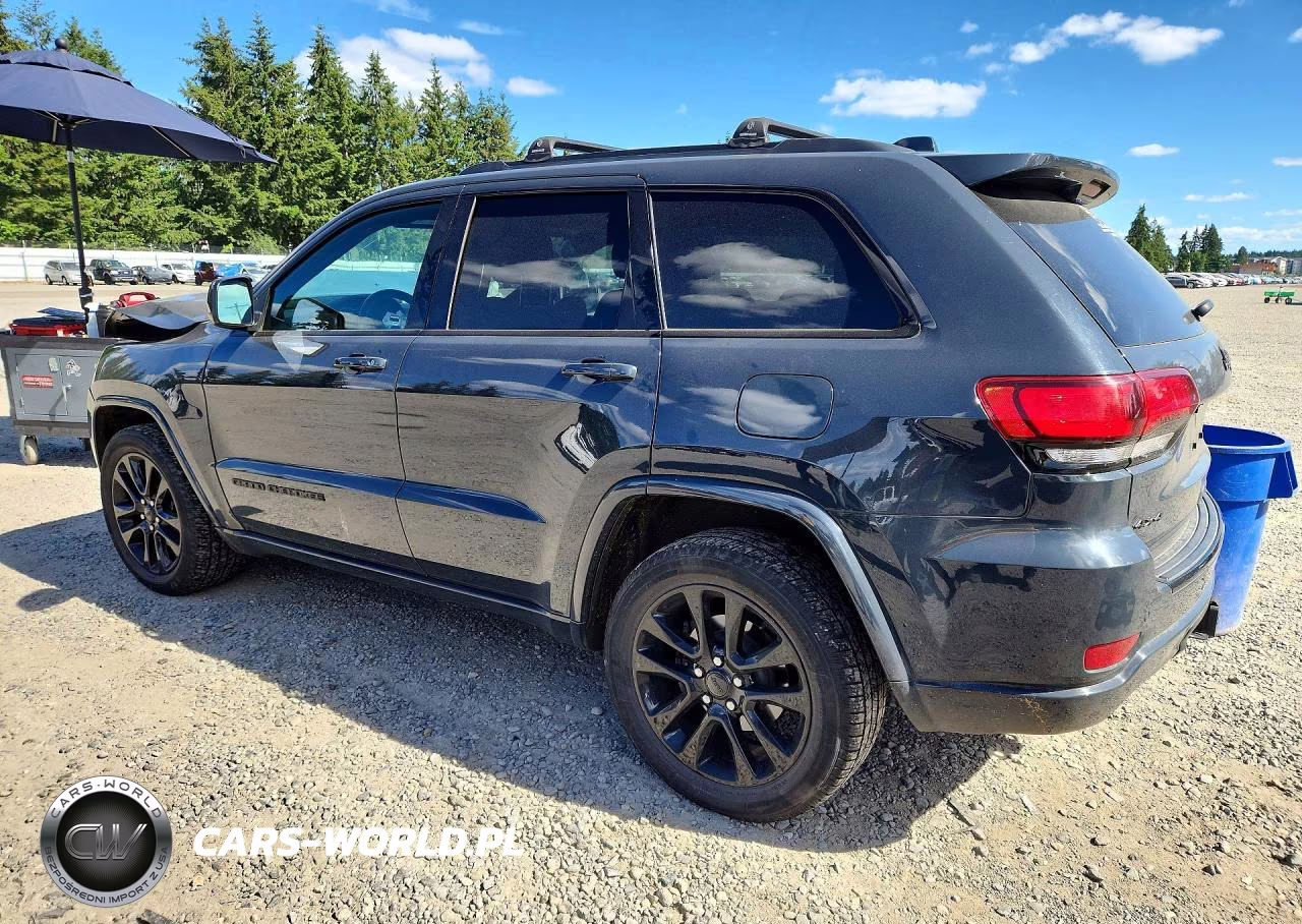 2017 Jeep Grand Cherokee Laredo VIN:1C4RJFAG1HC881787 - 2