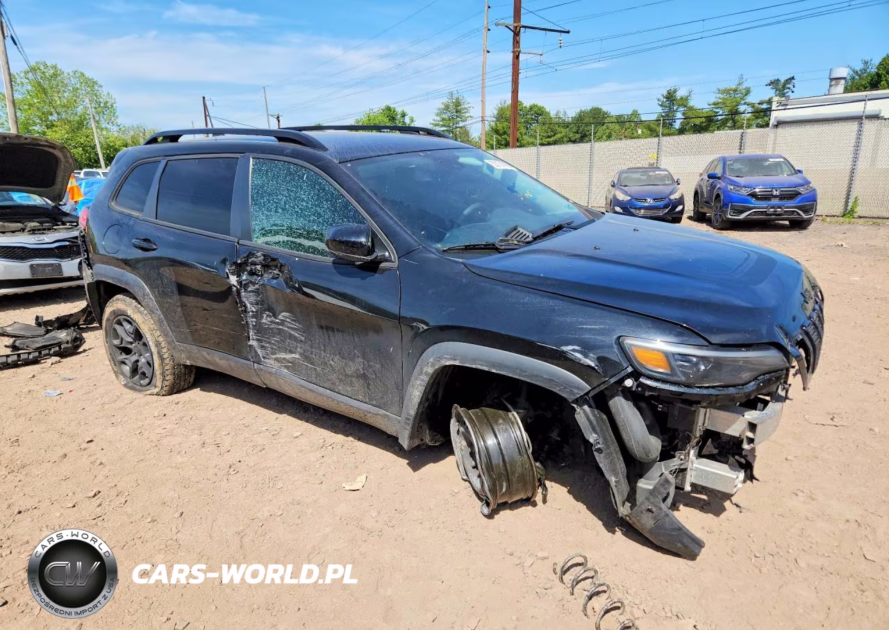 2022 Jeep Cherokee Latitude VIN:1C4PJMCX1ND540677 - 4