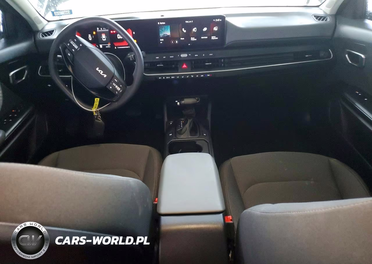 2025 Kia K4 Lxs VIN:3KPFT4DE6SE014249 - 8