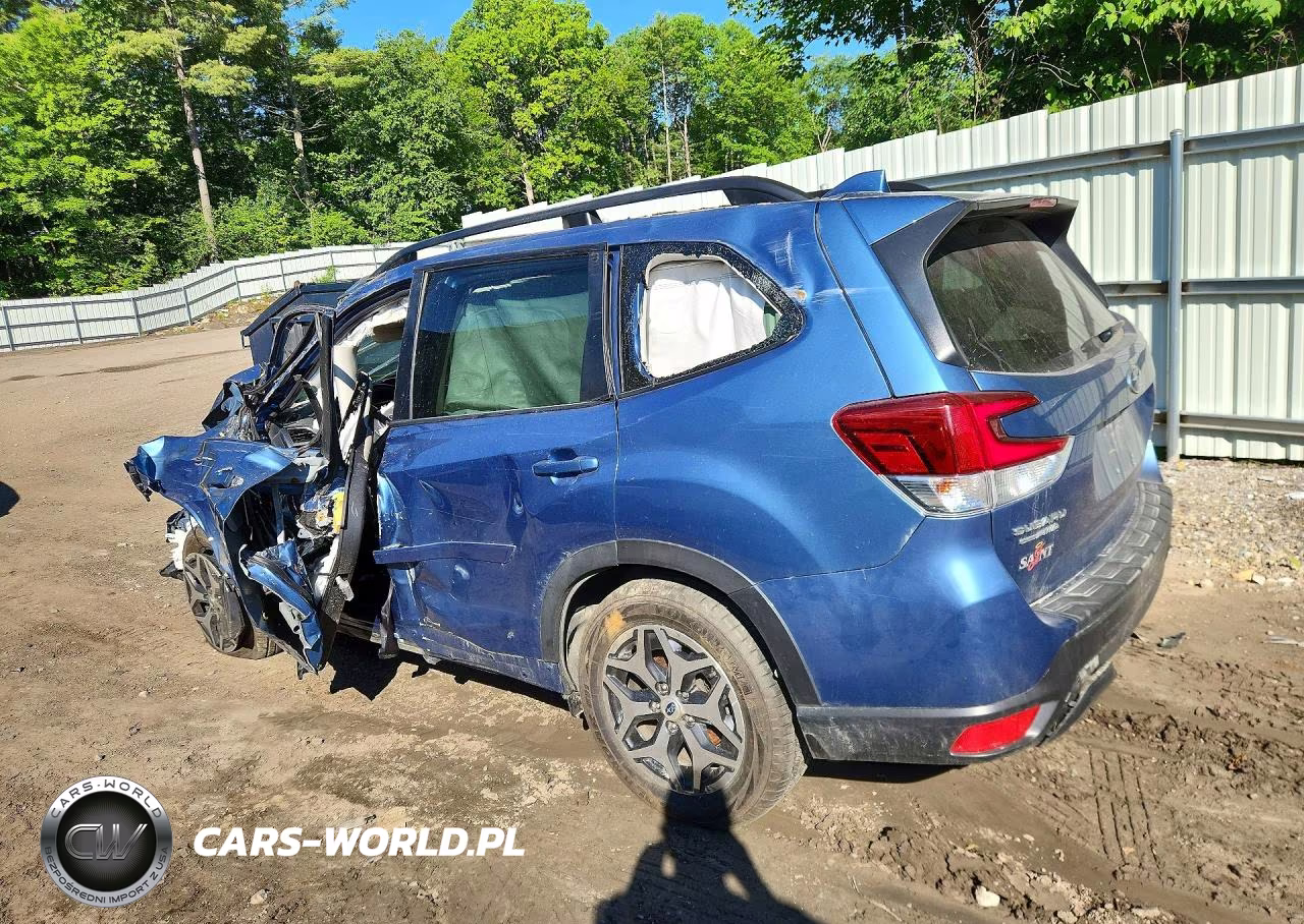 2020 Subaru Forester Premium VIN:JF2SKAJC2LH479420 - 2
