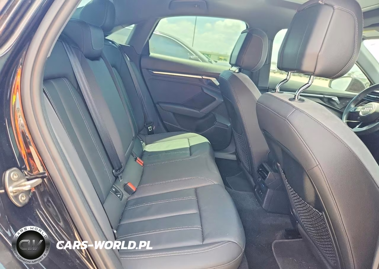 2022 Audi A3 Premium VIN:WAUAUDGY6NA084643 - 10