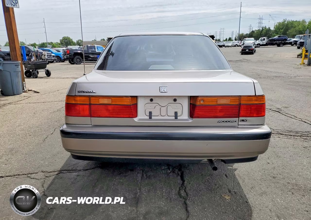 1990 Honda Accord Lx VIN:JHMCB765XLC051106 - 6