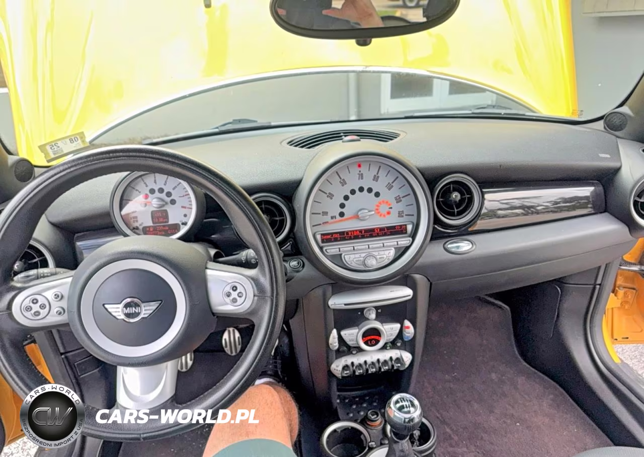 2007 Mini Cooper S VIN:WMWMF73537TT86015 - 9
