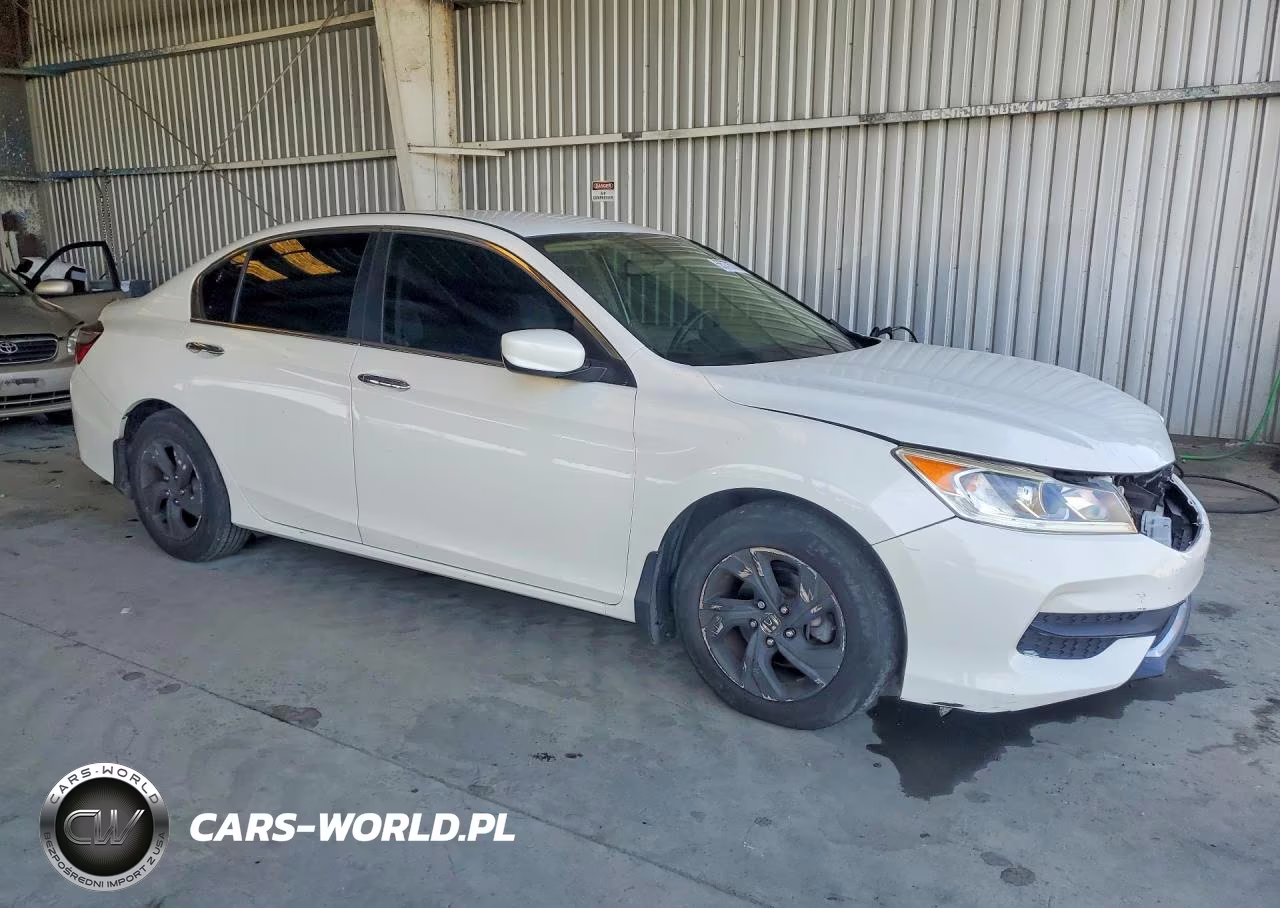 2017 Honda Accord Lx VIN:1HGCR2F35HA093279 - 4