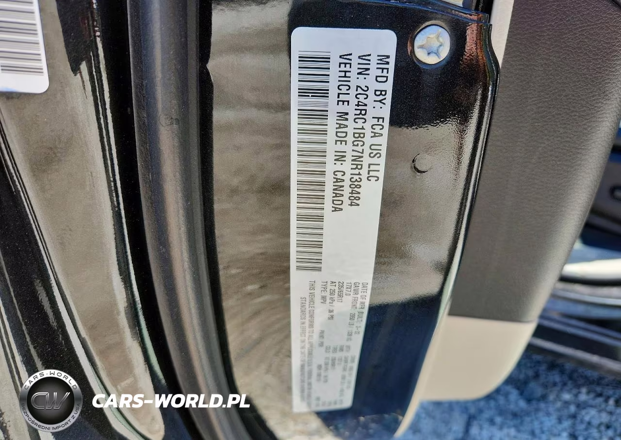 2022 Chrysler Pacifica Touring L VIN:2C4RC1BG7NR138484 - 13