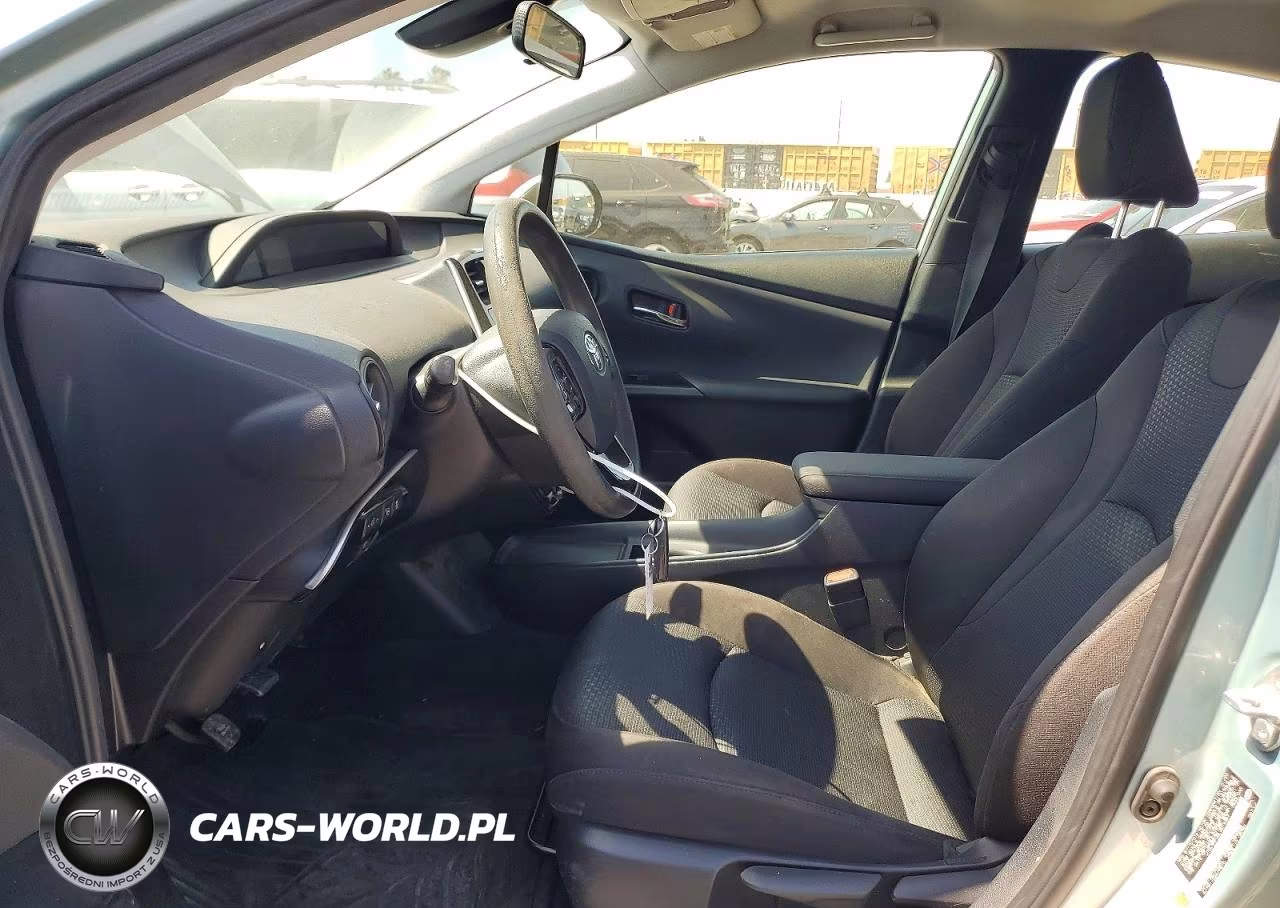 2020 Toyota Prius Le Awd-E VIN:JTDL9RFU5L3019387 - 7