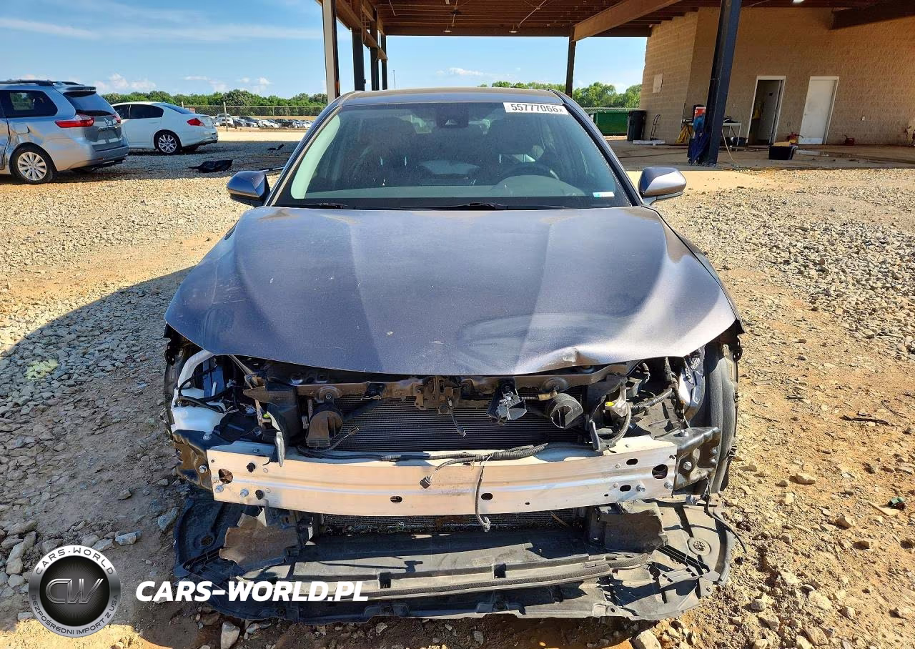 2021 Toyota Camry Le VIN:4T1C11AK7MU584889 - 5