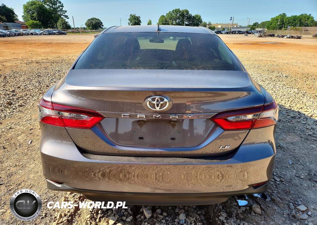 2021 Toyota Camry Le VIN:4T1C11AK7MU584889 - 6