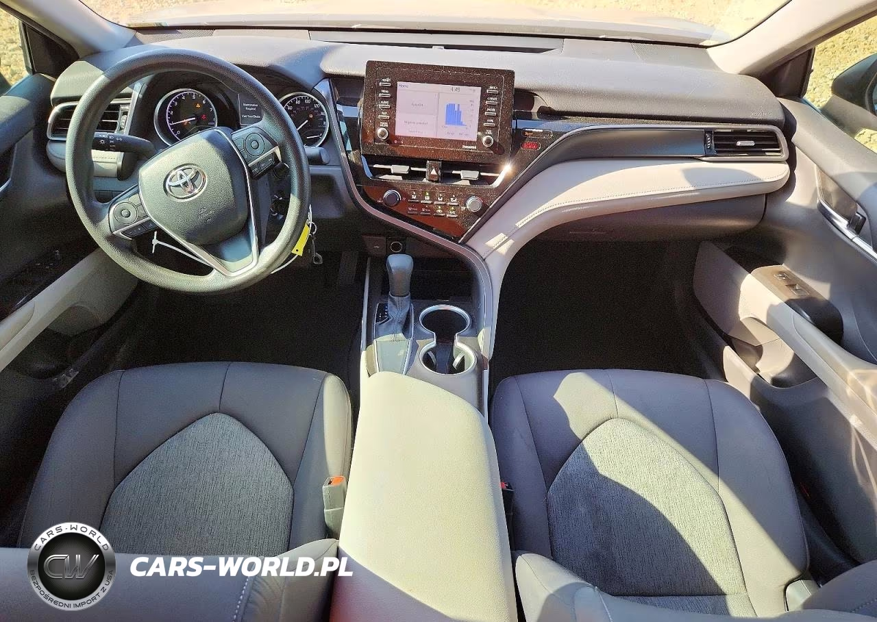 2021 Toyota Camry Le VIN:4T1C11AK7MU584889 - 8