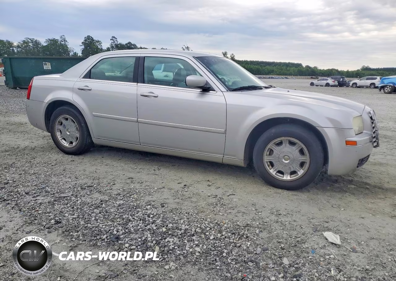 2006 Chrysler 300 Touring VIN:2C3KA53G66H102102 - 4