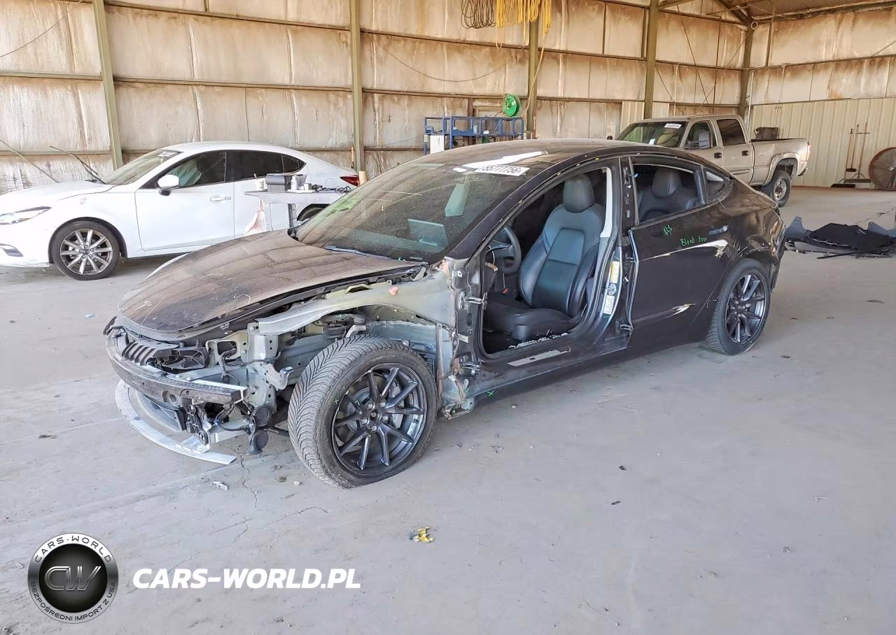 2022 Tesla Model 3 – zdjęcie 1 z 12