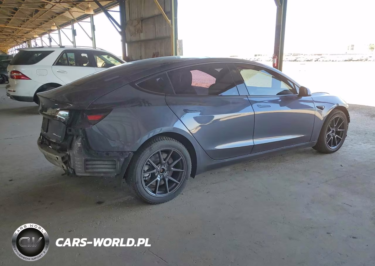 2022 Tesla Model 3 VIN:5YJ3E1EB3NF313969 - 3