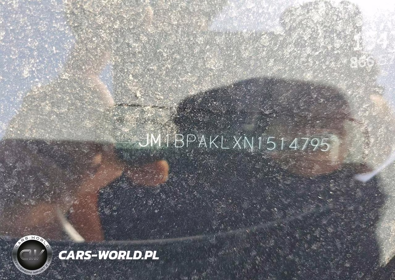 2022 Mazda 3 Select VIN:JM1BPAKLXN1514795 - 13