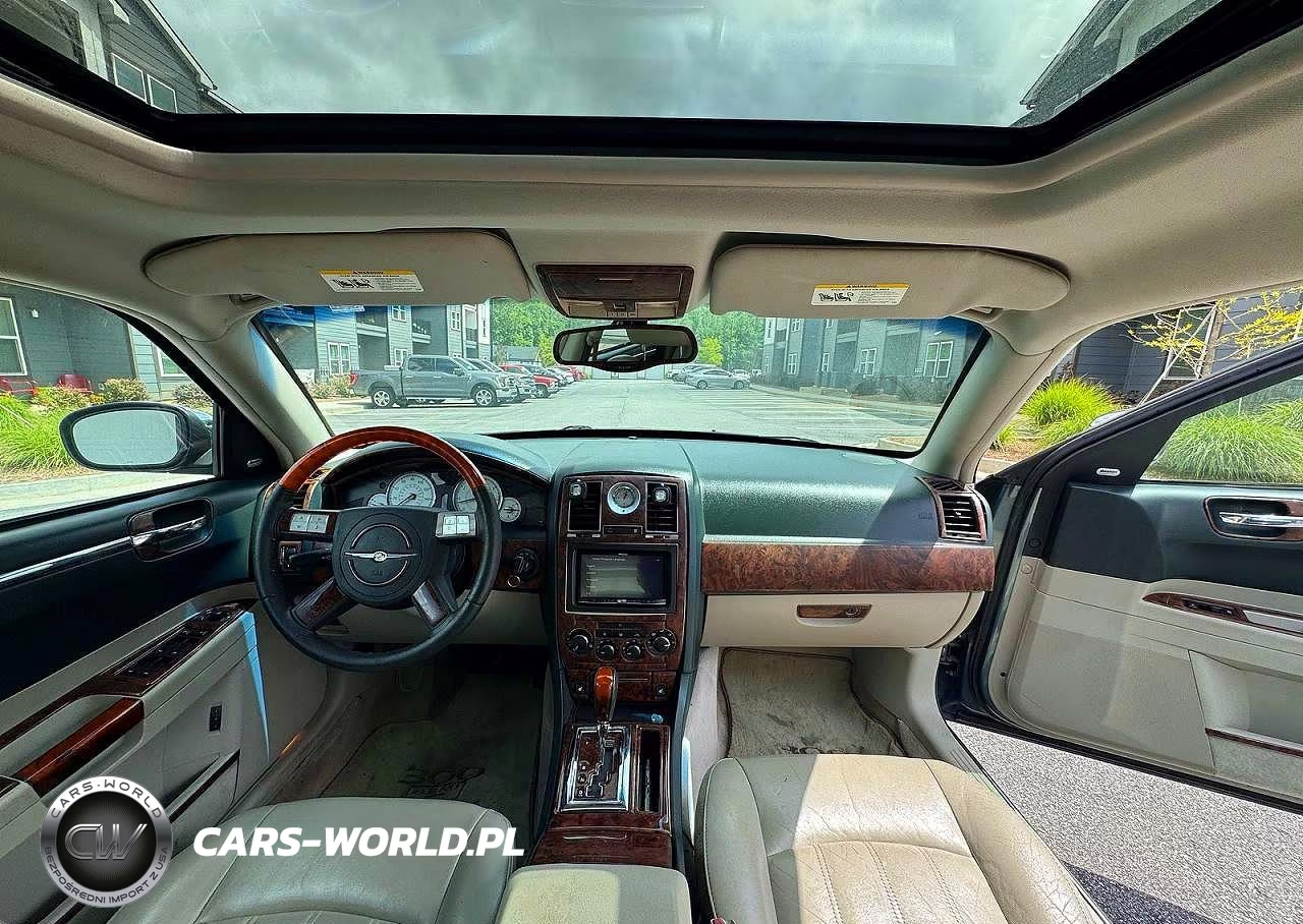 2006 Chrysler 300 C VIN:2C3KA63H26H117663 - 9