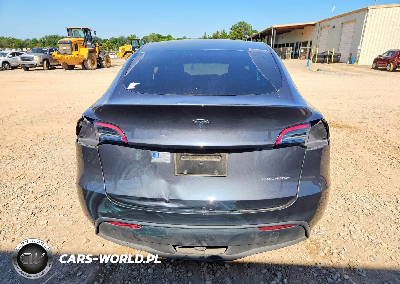 2023 Tesla Model Y VIN:7SAYGDEE6PF787660 - 6