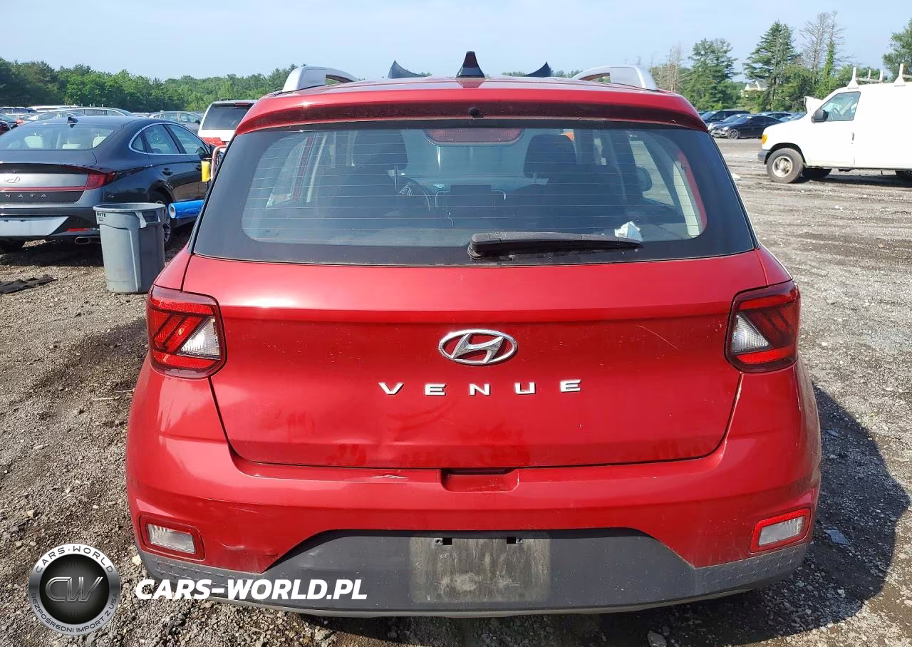 2022 Hyundai Venue Sel VIN:KMHRC8A39NU186946 - 6
