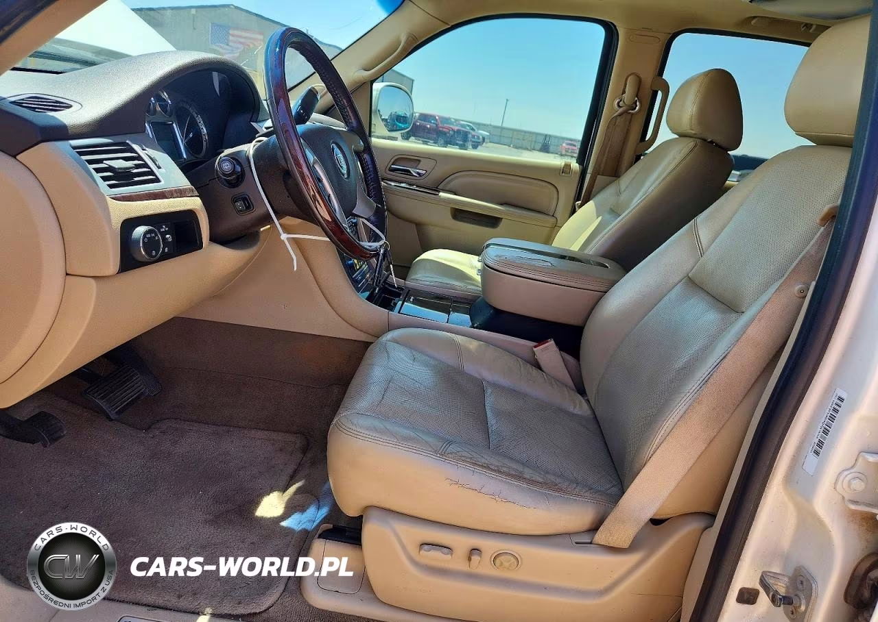 2011 Cadillac Escalade Luxury VIN:1GYS3BEF4BR157905 - 7