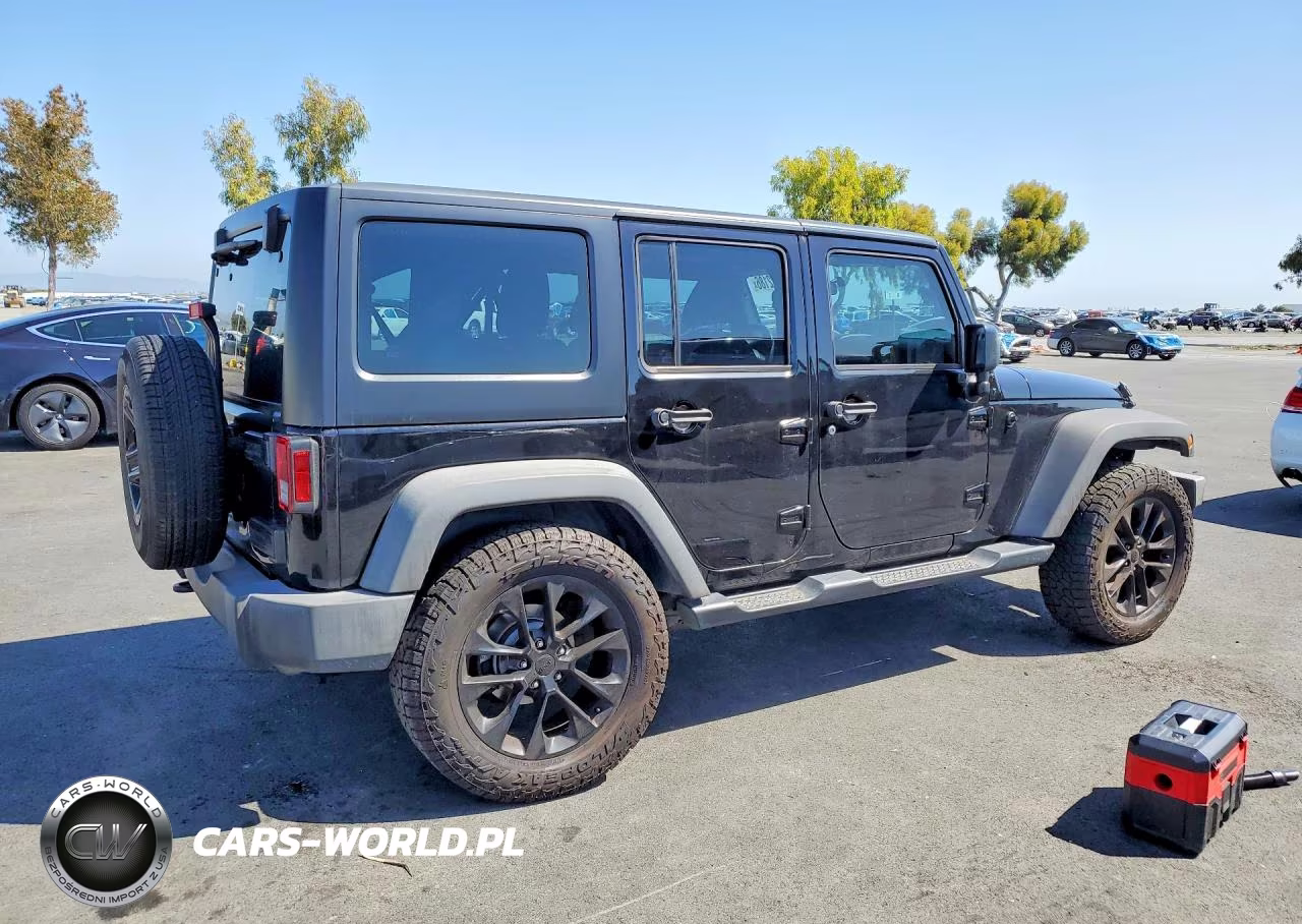 2018 Jeep Wrangler Jk Freedom VIN:1C4BJWDG2JL894406 - 3