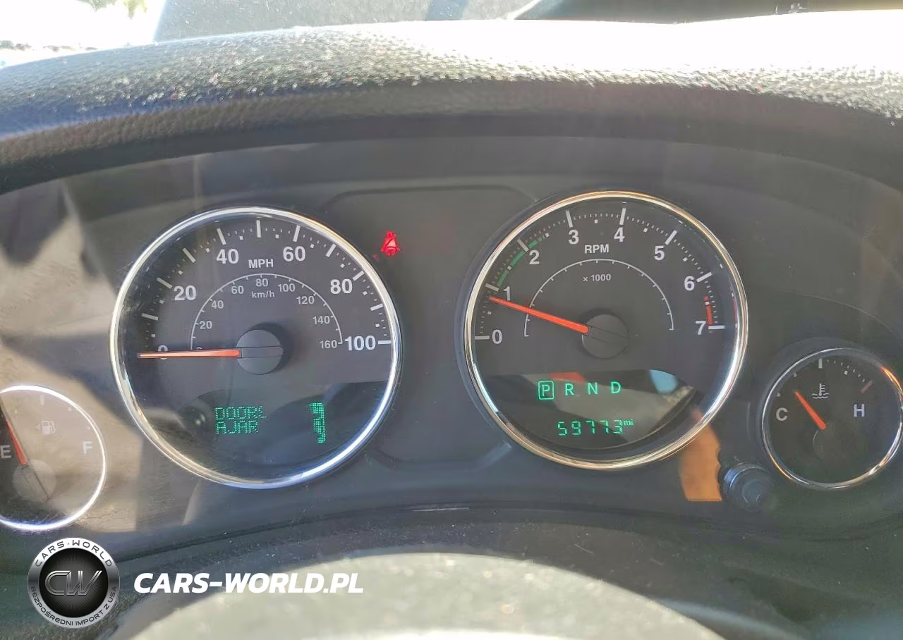 2018 Jeep Wrangler Jk Freedom VIN:1C4BJWDG2JL894406 - 9