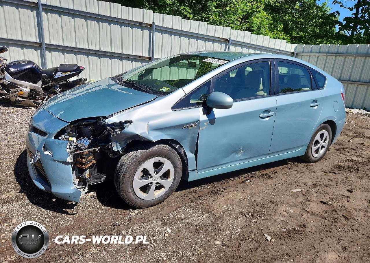 2014 Toyota Prius Two – zdjęcie 1 z 12