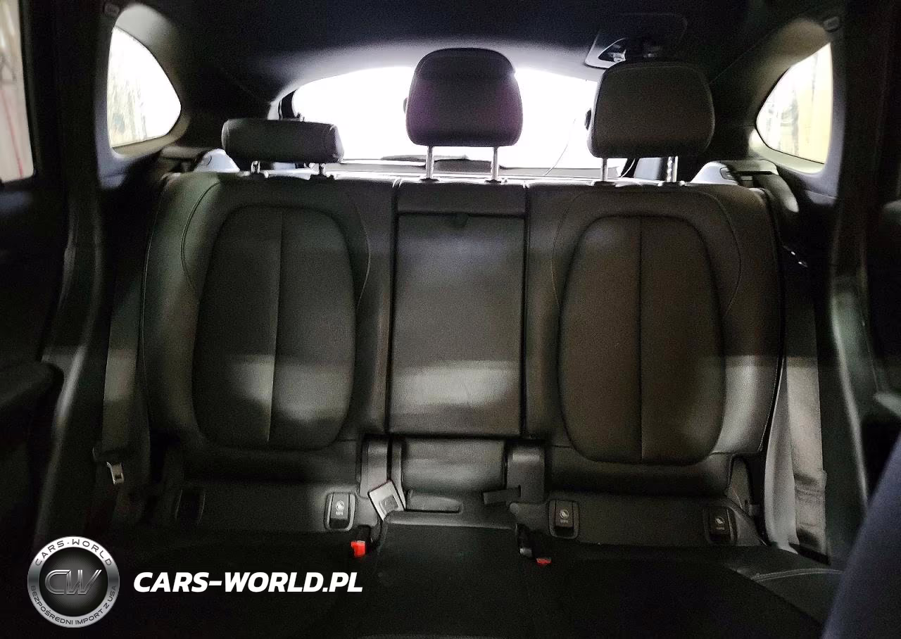 2016 BMW X1 xDrive28I VIN:WBXHT3C36GP884175 - 10