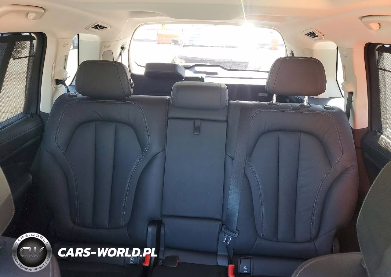 2019 BMW X7 xDrive50I VIN:5UXCX4C53KLS36228 - 10