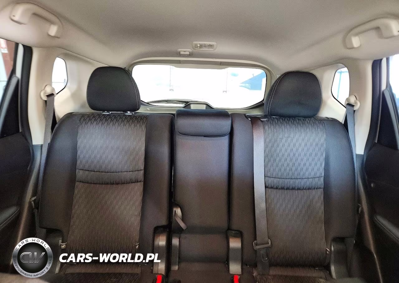 2020 Nissan Rogue S VIN:JN8AT2MT7LW038987 - 10