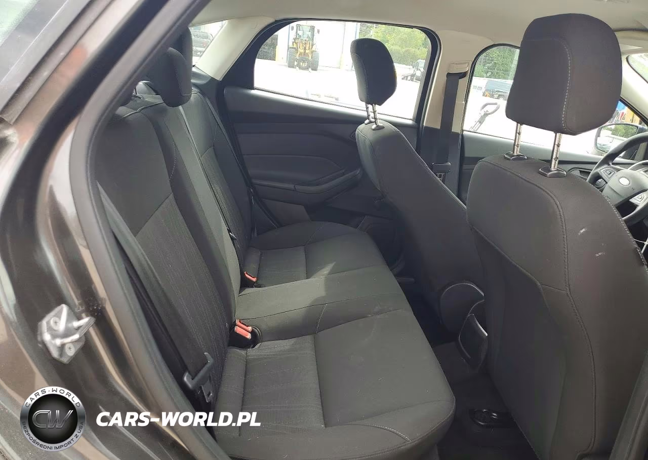 2016 Ford Focus S VIN:1FADP3E21GL219671 - 10