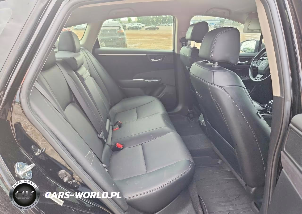 2018 Honda Clarity Touring VIN:JHMZC5F35JC012673 - 10