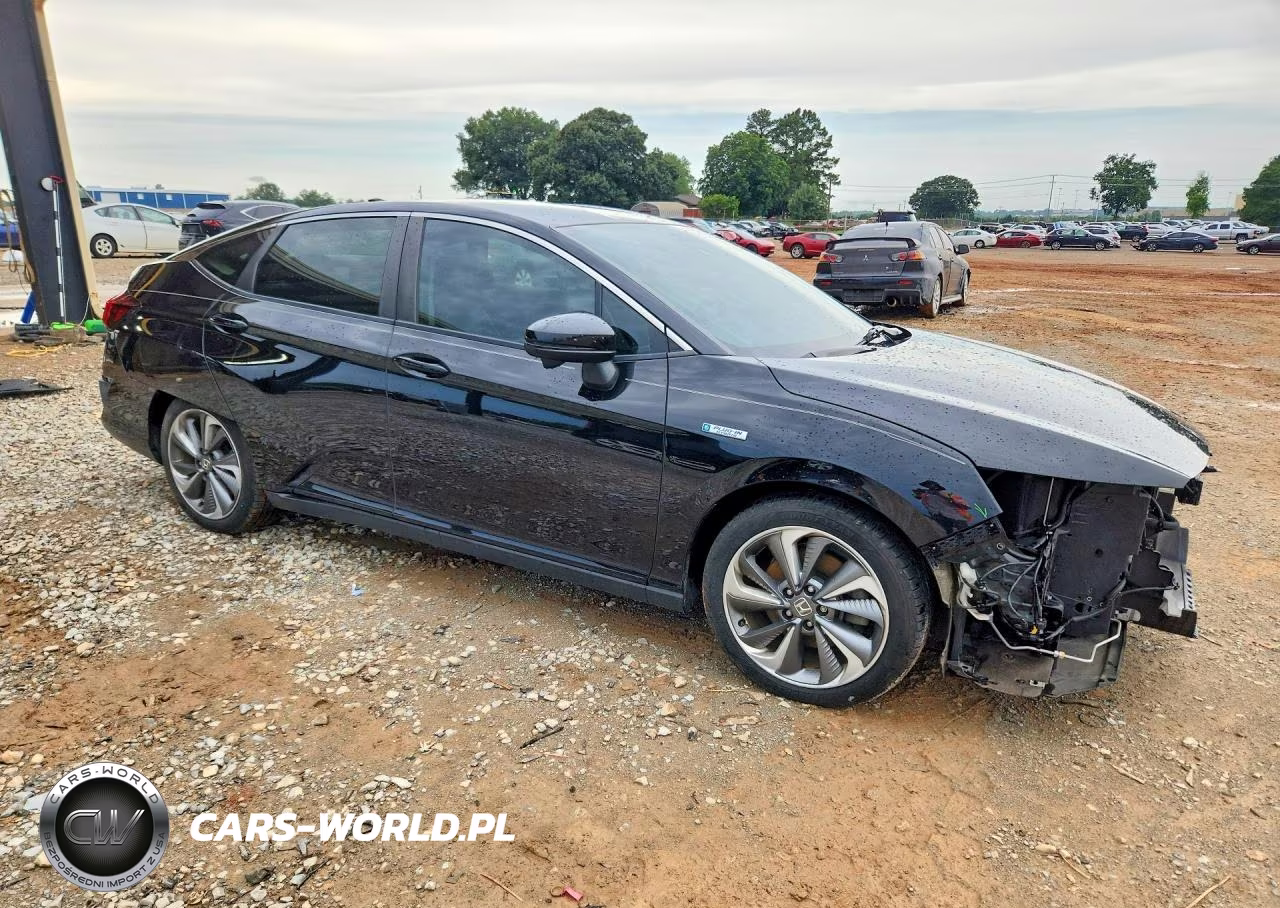 2018 Honda Clarity Touring VIN:JHMZC5F35JC012673 - 4
