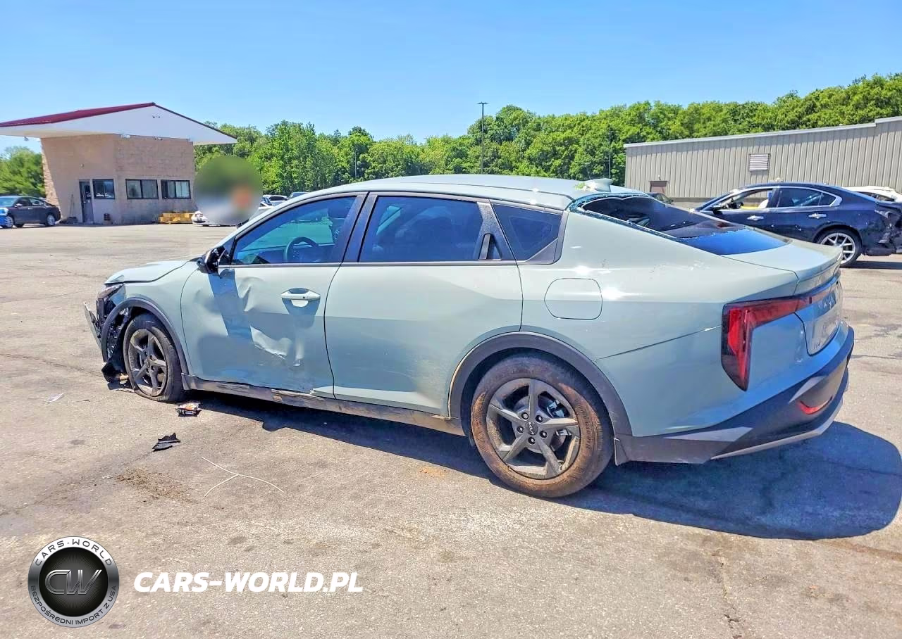 2026 Kia K4 Lxs VIN:3KPFT4DE1TE294924 - 2