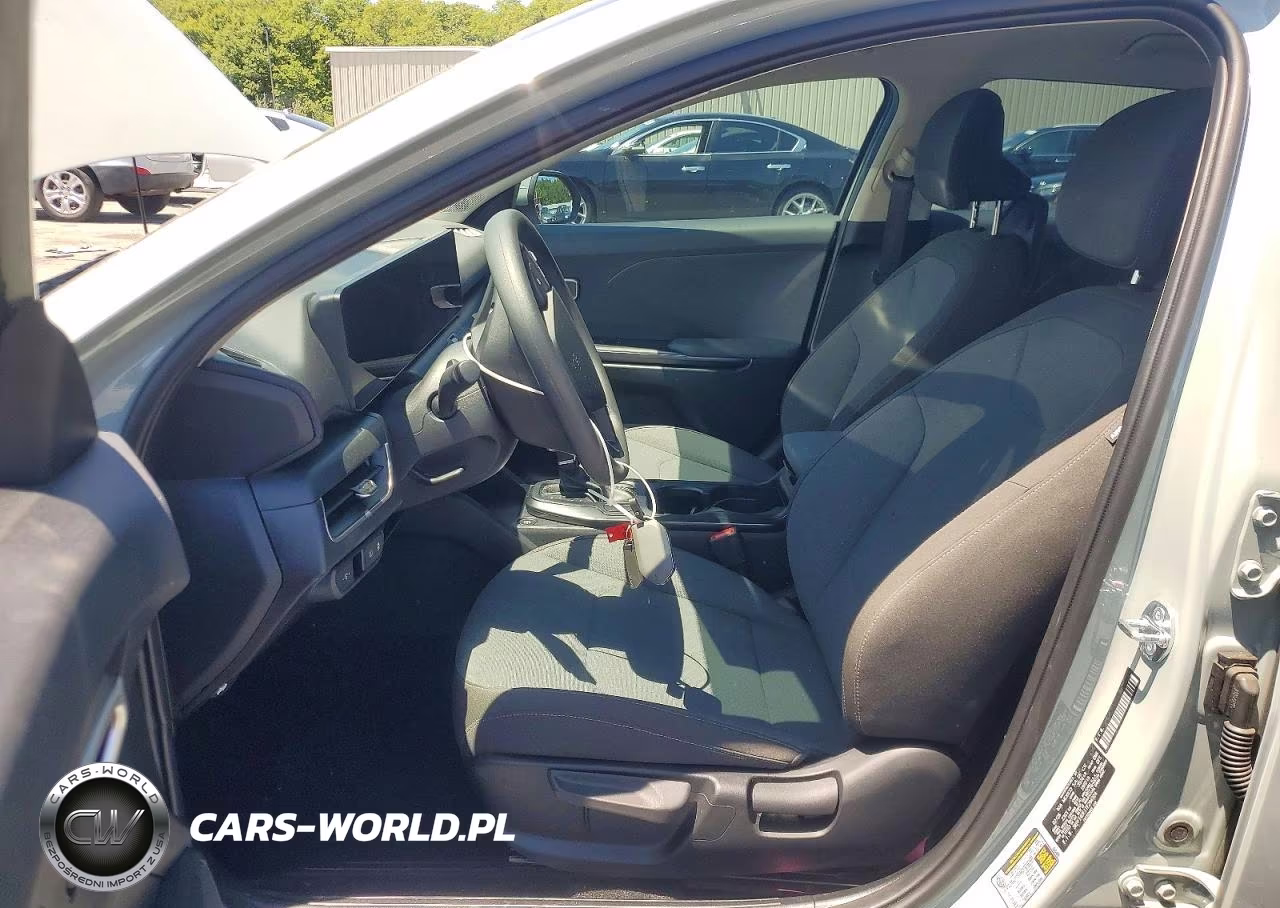 2026 Kia K4 Lxs VIN:3KPFT4DE1TE294924 - 7