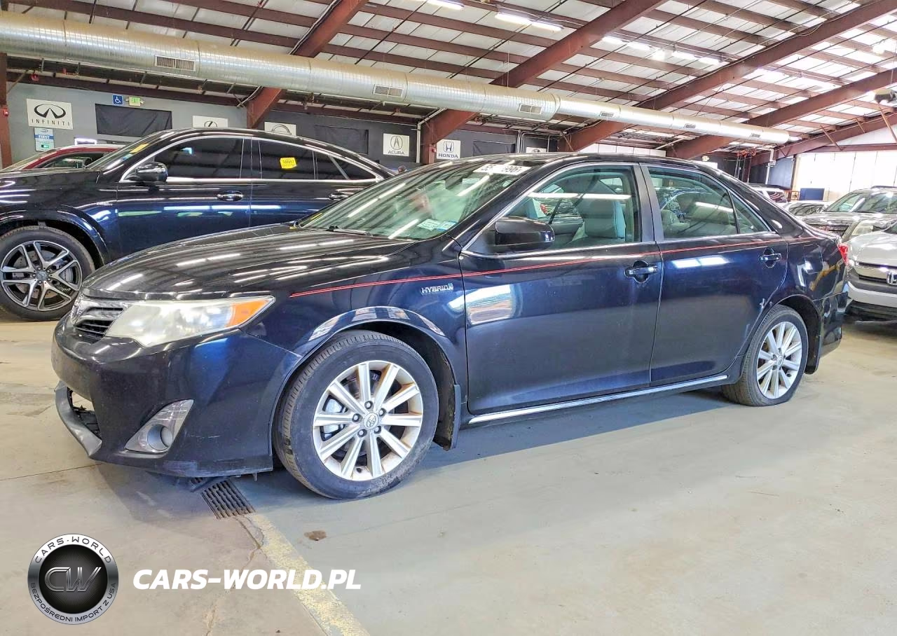 2012 Toyota Camry Hybrid Xle – zdjęcie 1 z 12