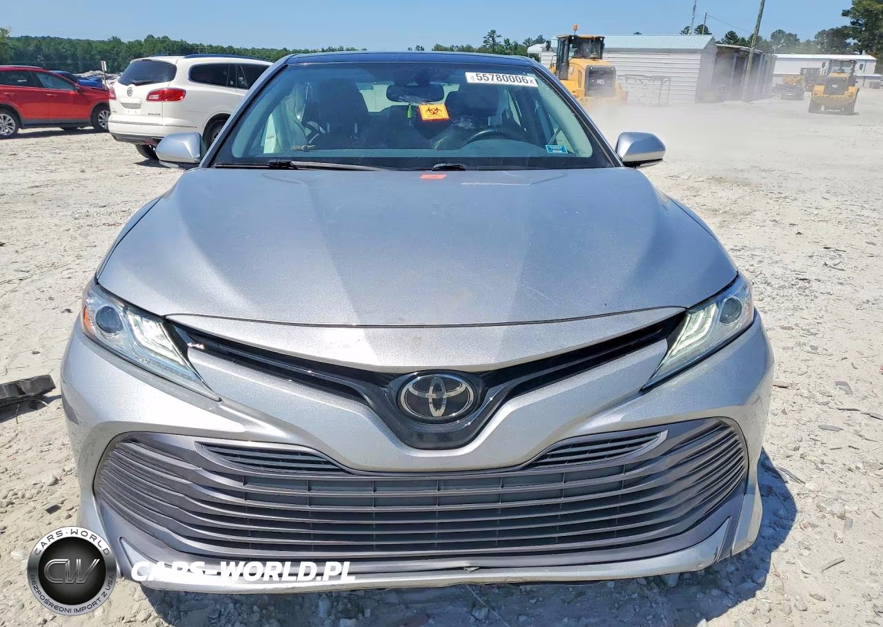 2019 Toyota Camry Xle VIN:4T1B11HKXKU298260 - 5