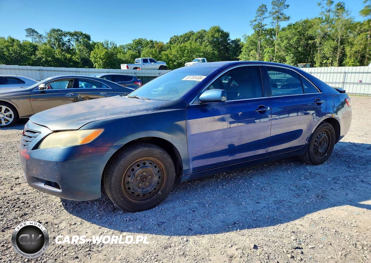2007 Toyota Camry Le – zdjęcie 1 z 12