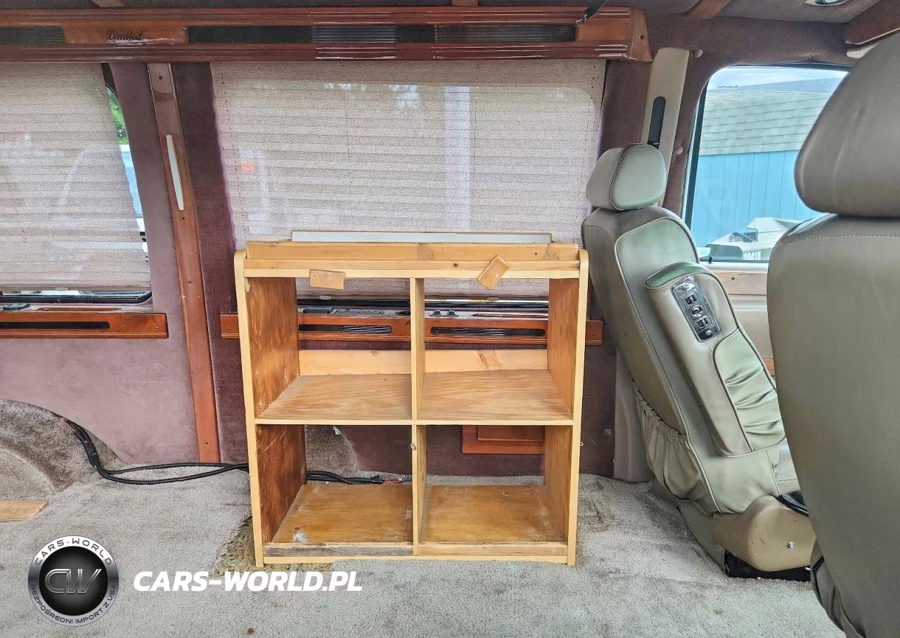 1997 Ford Econoline E150 Van VIN:1FDEE14L7VHA27234 - 11