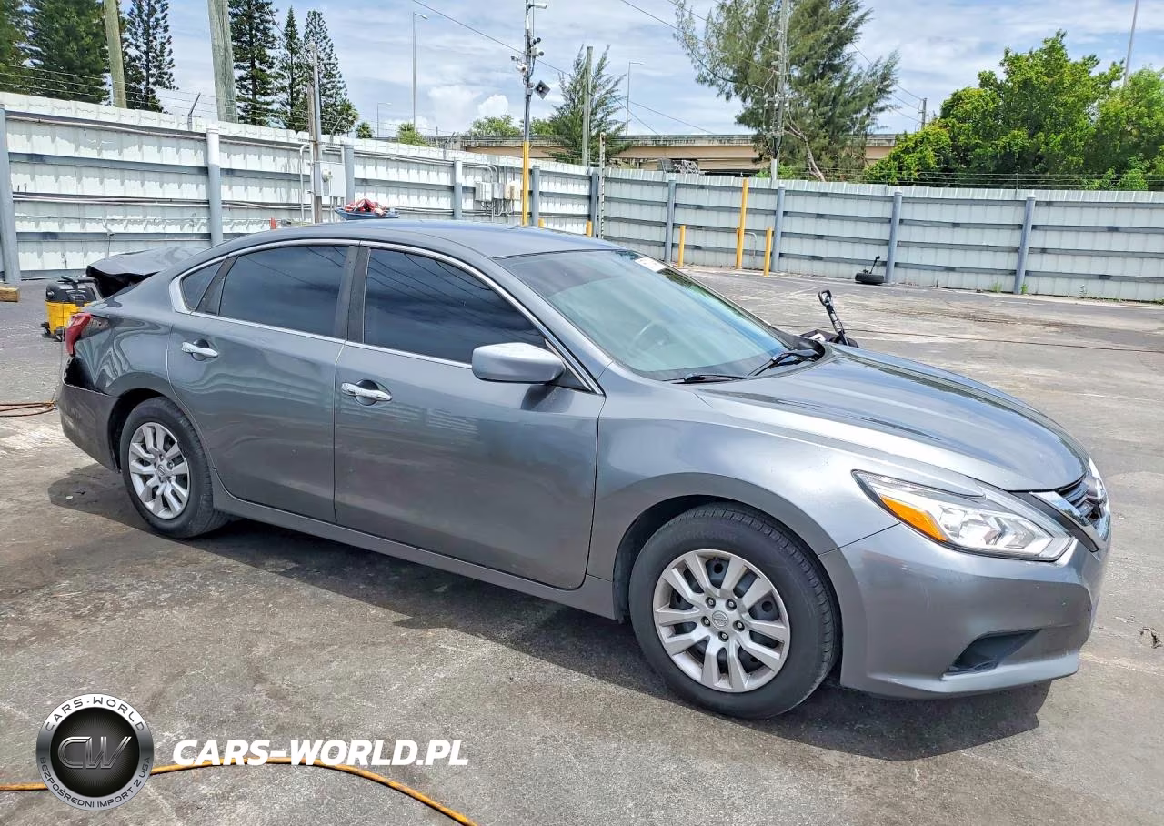 2016 Nissan Altima 2.5 S VIN:1N4AL3AP8GN356613 - 4