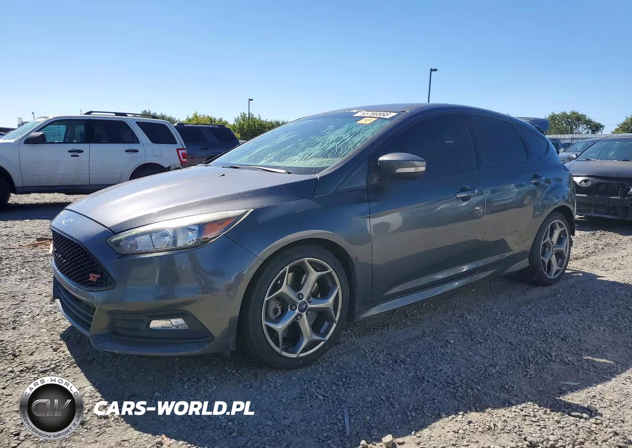2018 Ford Focus St – zdjęcie 1 z 12