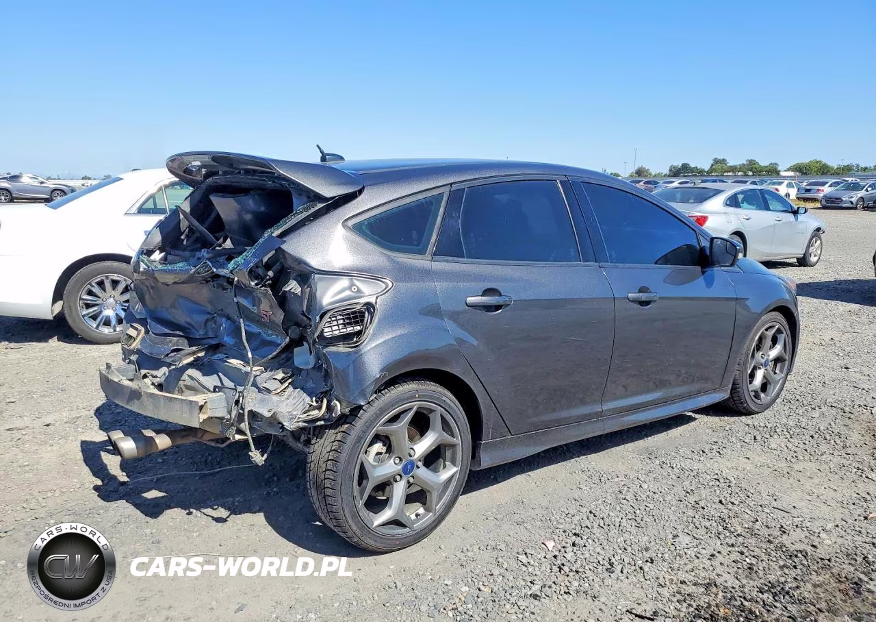 2018 Ford Focus St VIN:1FADP3L96JL247425 - 3