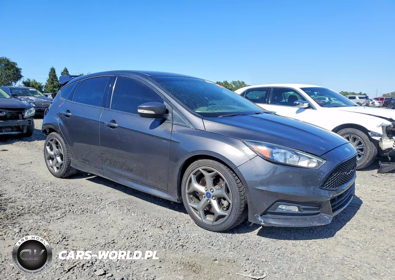 2018 Ford Focus St VIN:1FADP3L96JL247425 - 4