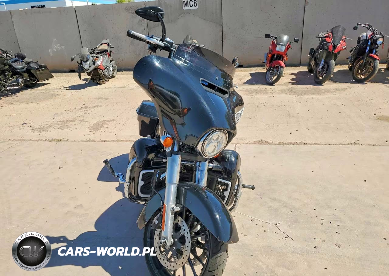 2015 Harley-Davidson Flhx Street Glide VIN:1HD1KBM34FB656745 - 2