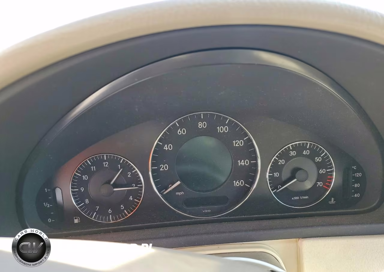 2007 Mercedes-Benz Clk 350 VIN:WDBTK56G77T074998 - 9