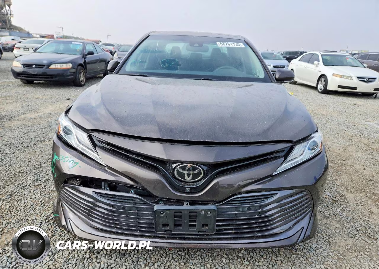 2018 Toyota Camry Xle V6 VIN:4T1BZ1HK6JU007941 - 5