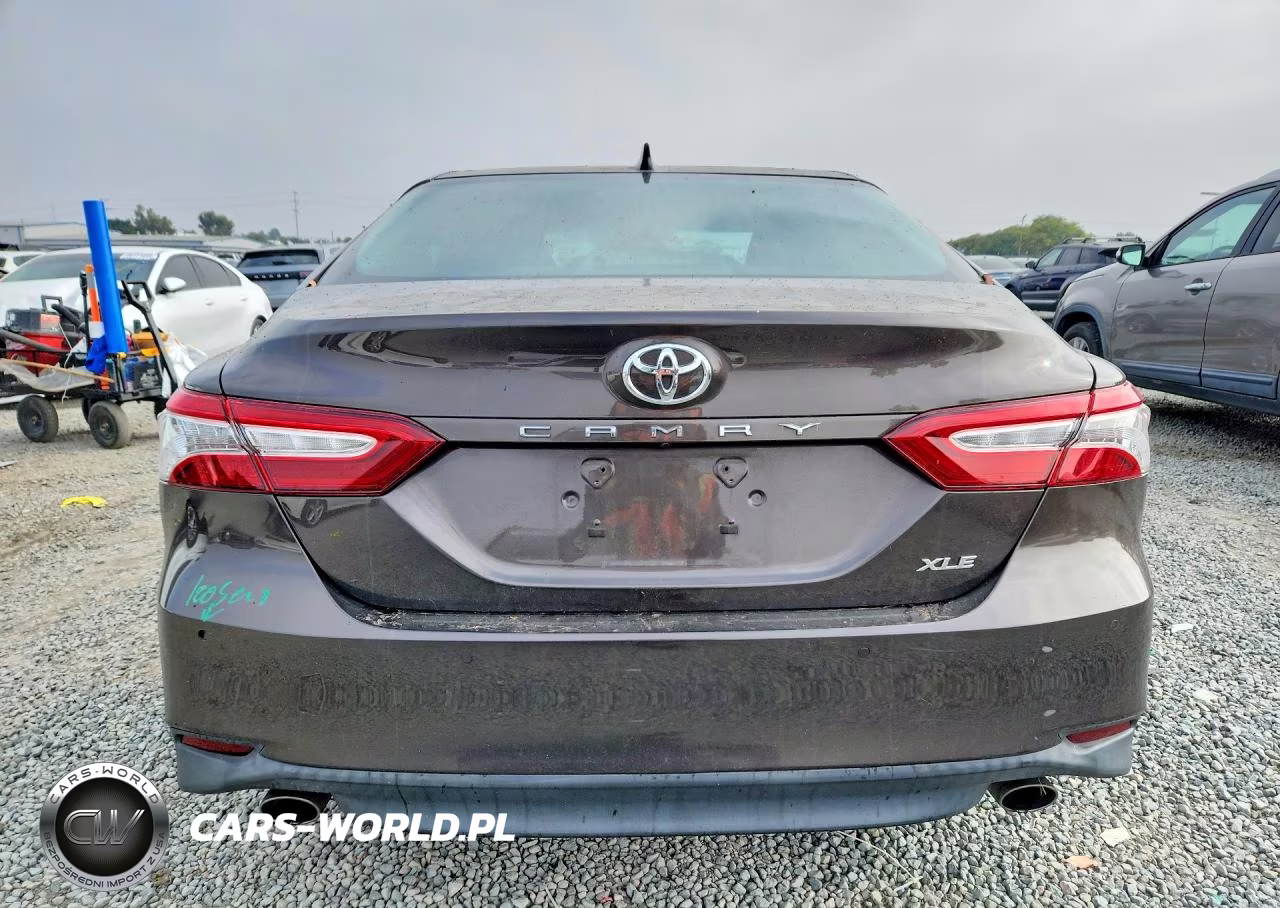 2018 Toyota Camry Xle V6 VIN:4T1BZ1HK6JU007941 - 6